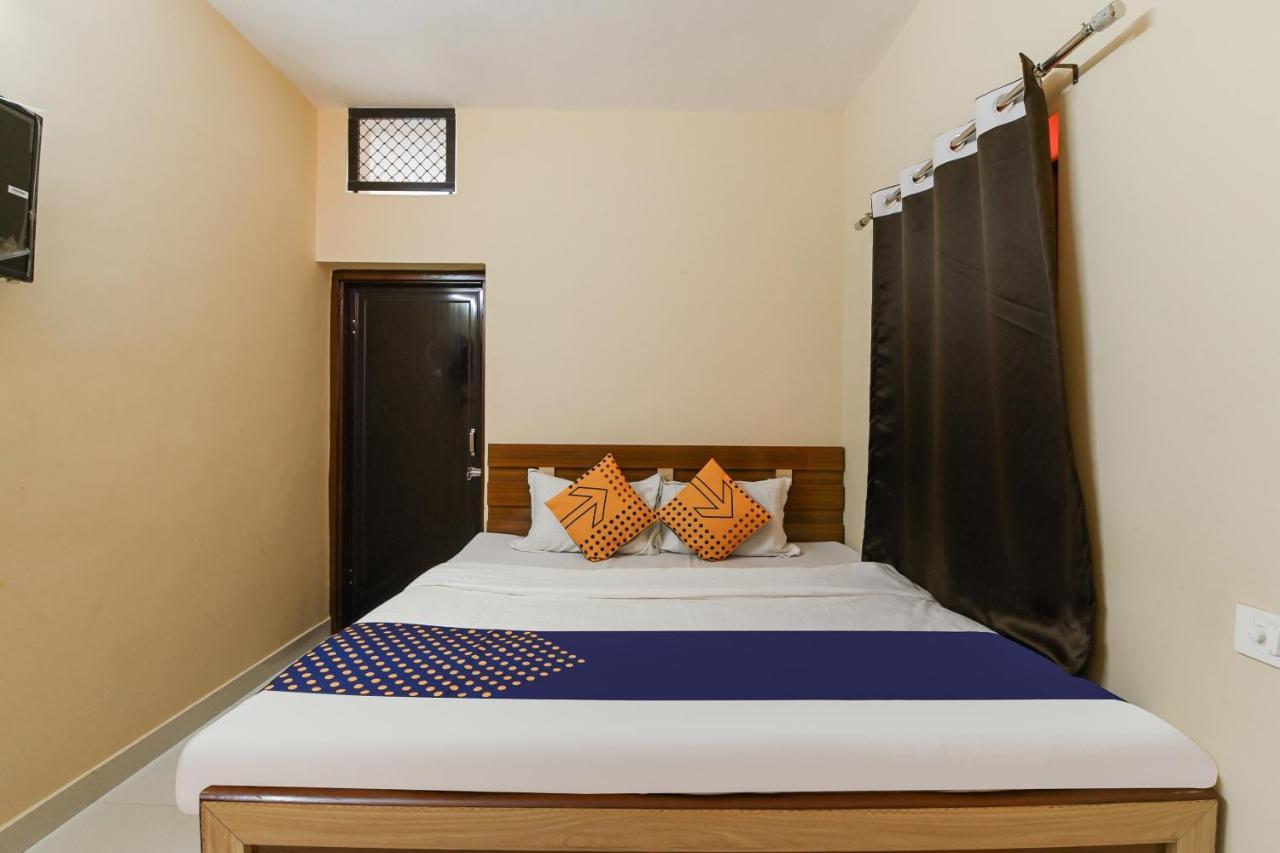 Spot On 76159 Siya Hotel جايبور المظهر الخارجي الصورة
